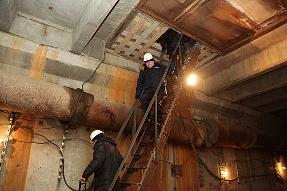 5-7 минут потребуется на дорогу с Мещеры до станции метро "Горьковская" - Шанцев 3 5-7 минут потребуется на дорогу с Мещеры до станции метро "Горьковская" - Шанцев 3