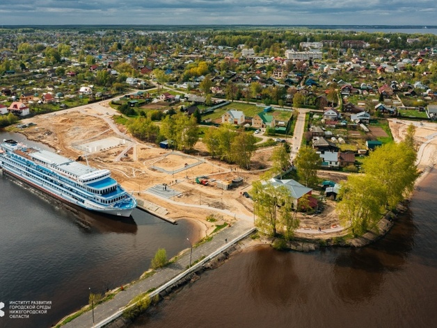 В администрации Чкаловска прошли обыски из-за хищений при реконструкции пристани 
