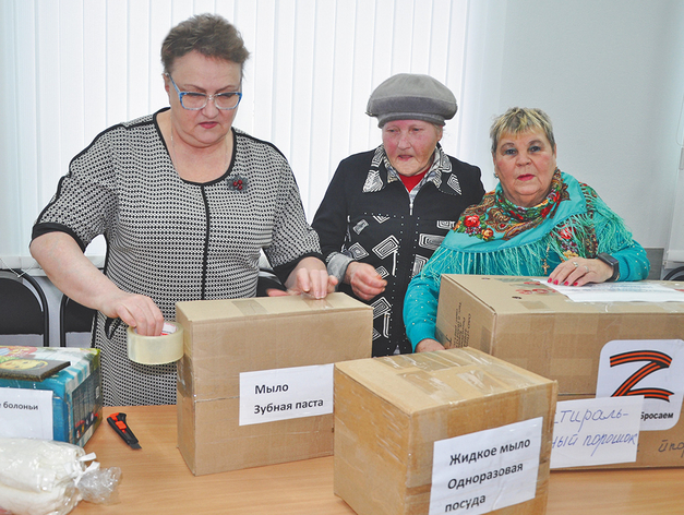 АПЗ принял участие в сборе гуманитарной помощи для жителей Луганска и Донецка