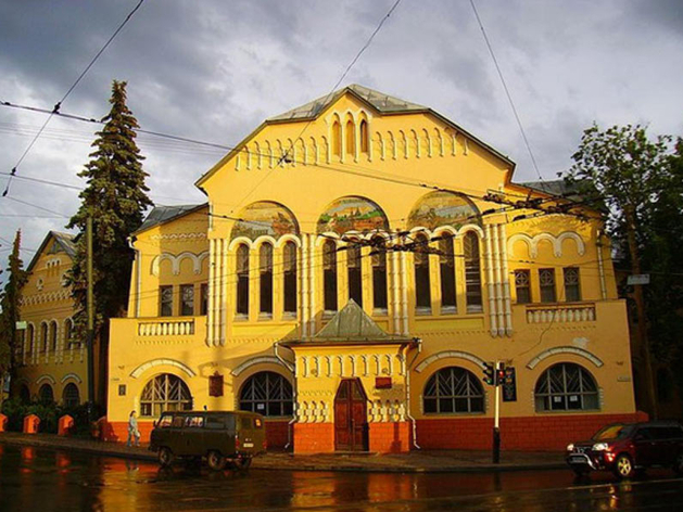 Суд взыскал с реставратора нижегородского «Дома пионеров» более 60 млн руб.
