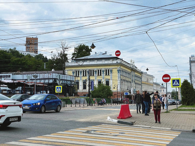 Не прошло и двух лет. Нижегородская мэрия обновила дизайн-код улицы Рождественской
