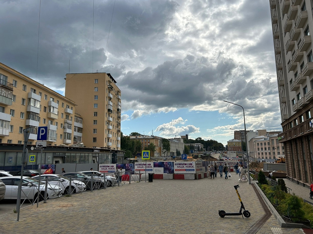 Придется ждать зимы. В Нижнем Новгороде снова продлили перекрытие площади Свободы 
