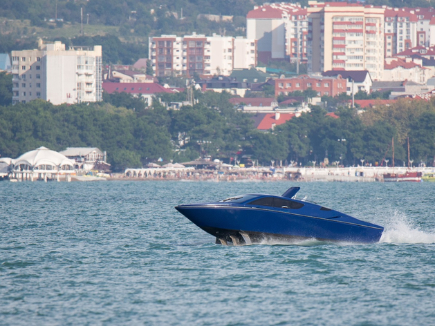 Нижегородская область получит опытный образец катера на подводных крыльях 
