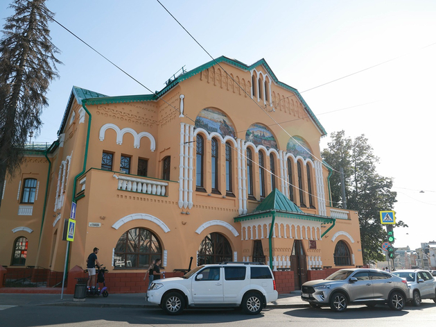 С опозданием на три года. В Нижнем Новгороде открыли Дворец пионеров после ремонта
