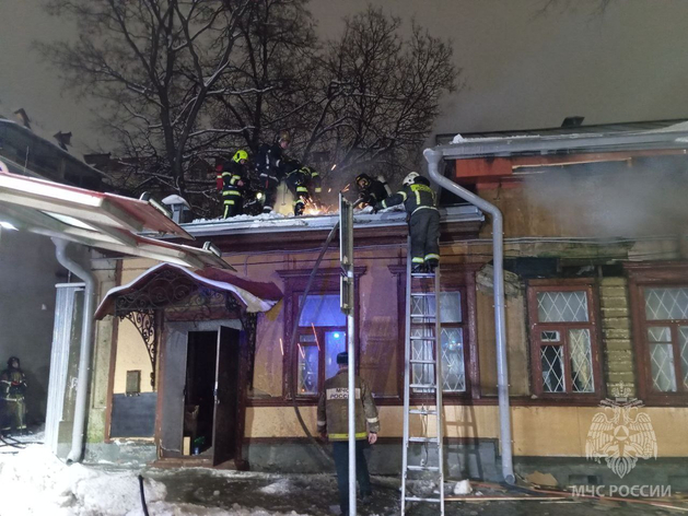 В Нижнем Новгороде восстановят горевший на улице Ульянова ОКН 