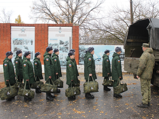 В Нижнем Новгороде военный комиссар признал вину в получении взяток от призывников 
