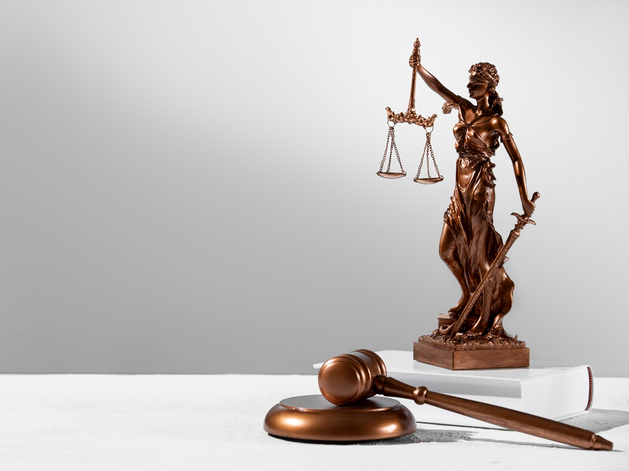 В Нижнем Новгороде бывшего военкома осудили на пять лет за взятки
