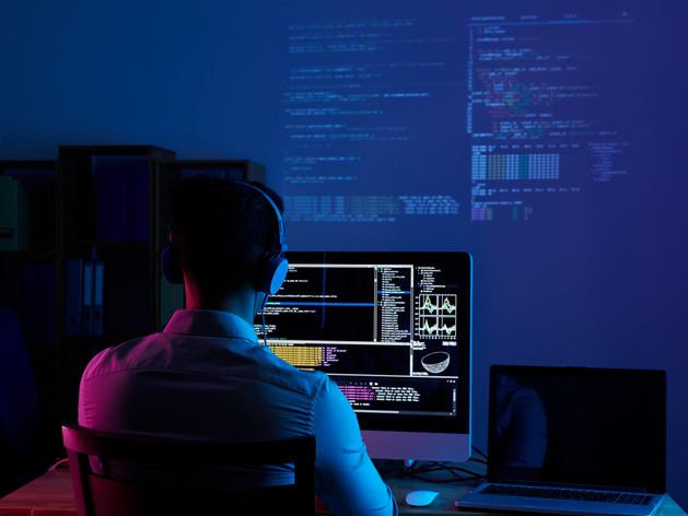 Кому нижегородские работодатели готовы платить более 400 тыс. руб. в месяц
Кому нижегородские работодатели готовы платить более 400 тыс. руб. в месяц