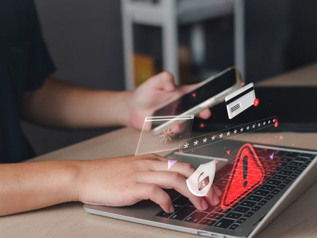 Эксперты предупреждают: отдали карту «курьеру» — стали дропом Эксперты предупреждают: отдали карту «курьеру» — стали дропом