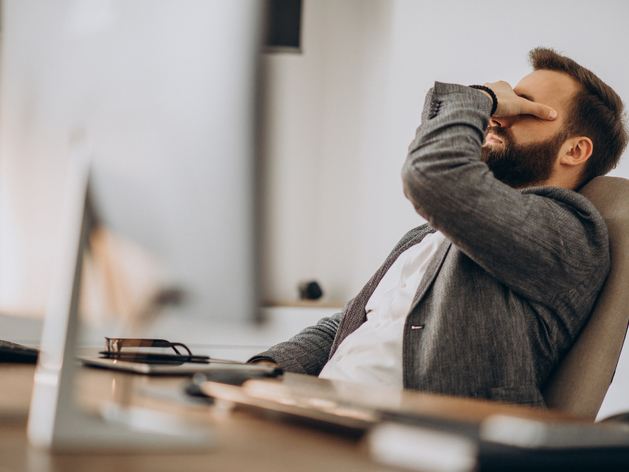 Юристы, маркетологи, бухгалтеры. 87% нижегородцев устали от своей работы
