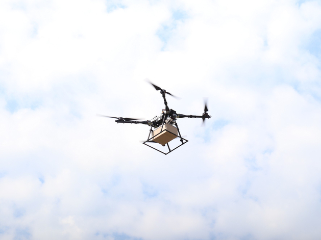 В Нижнем Новгороде начали тестировать доставку товаров аэрокурьерами 
