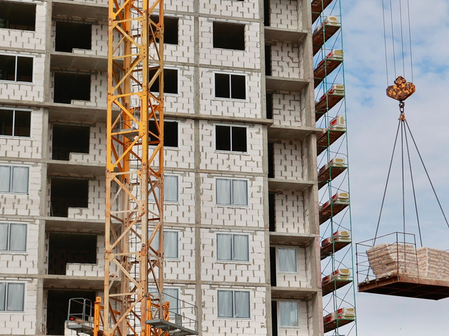 В Нижнем Новгороде строят дома на 559 квартир для расселения аварийного жилья
В Нижнем Новгороде строят дома на 559 квартир для расселения аварийного жилья