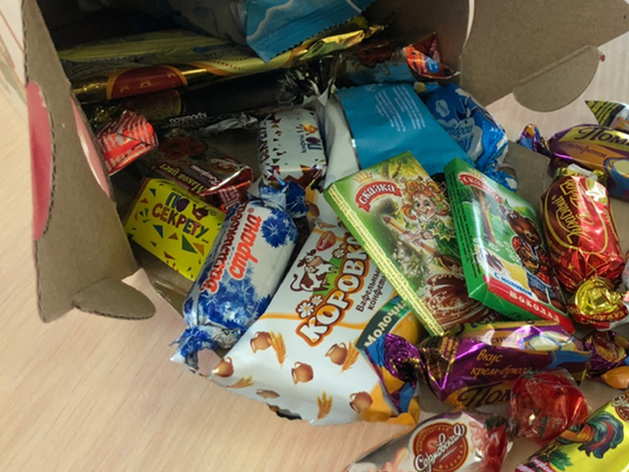 Нижний Новгород увеличил расходы на сладкие новогодние подарки детям на 21 млн руб.
