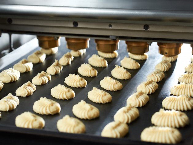 У нижегородской кондитерской фабрики отсудили долю участка из-за бомбоубежища 
