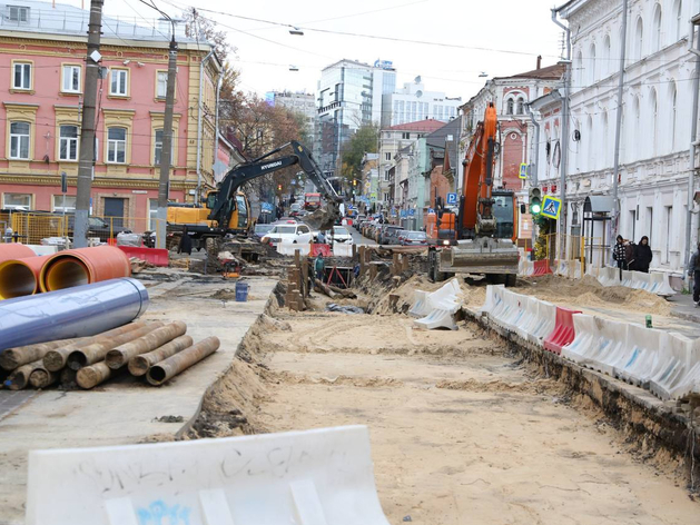 В центре Нижнего Новгорода завершат ремонт трамвайных путей до конца 2025 г.
В центре Нижнего Новгорода завершат ремонт трамвайных путей до конца 2025 г.