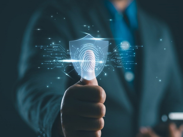 Эксперты выяснили, что мошенники все чаще пытаются вывести деньги через криптовалюты