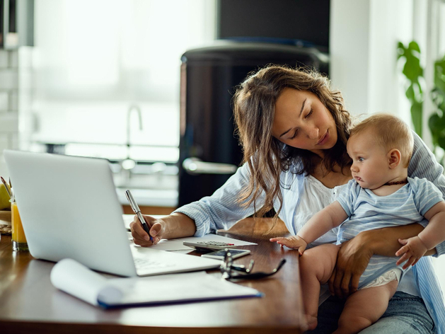 Стало известно, каких мер поддержки от работодателей не хватает нижегородским мамам