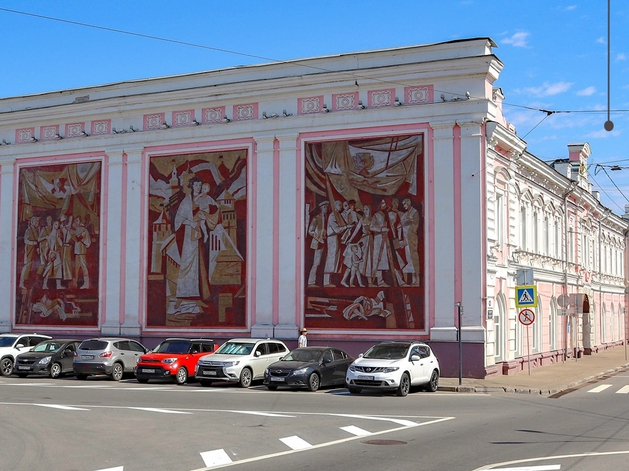 Три нижегородских купеческих дома продают с торгов. Цена лота — 134,6 млн руб. Три нижегородских купеческих дома продают с торгов. Цена лота — 134,6 млн руб.