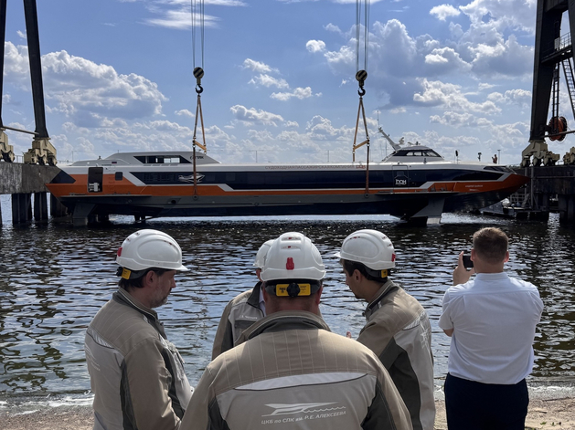 В Нижегородской области спустили на воду восьмой «Метеор-120Р» В Нижегородской области спустили на воду восьмой «Метеор-120Р»