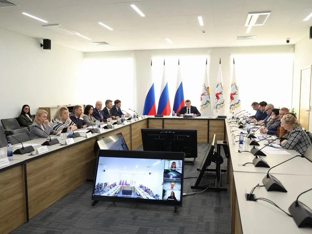 В Нижегородской области усилят поддержку бизнеса после атак на склады WB и OZON
В Нижегородской области усилят поддержку бизнеса после атак на склады WB и OZON